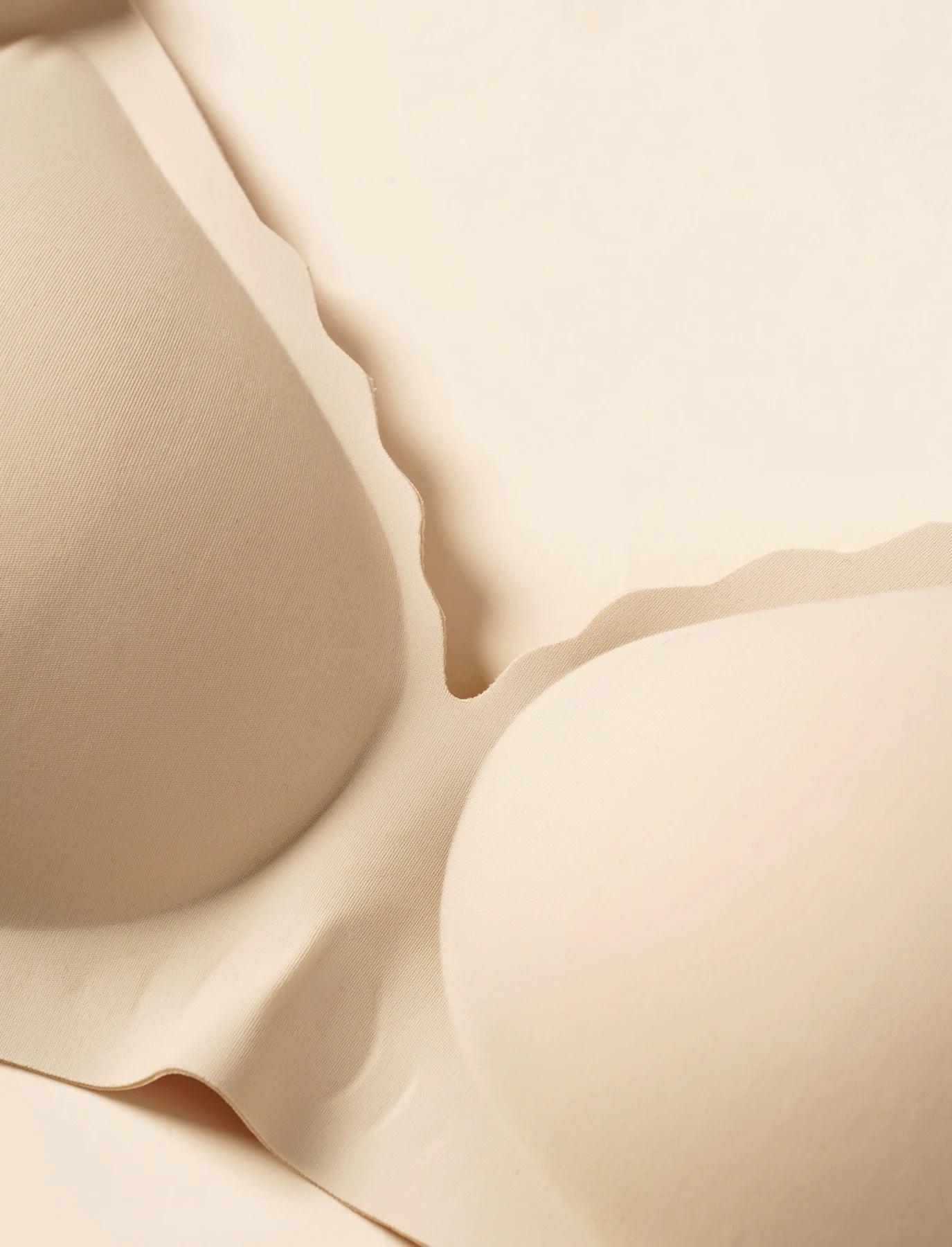 💞 Seamless Push-Up Maternity & Nursing Bra – Breathable Comfort with Lift & Support for New Mums 🤱